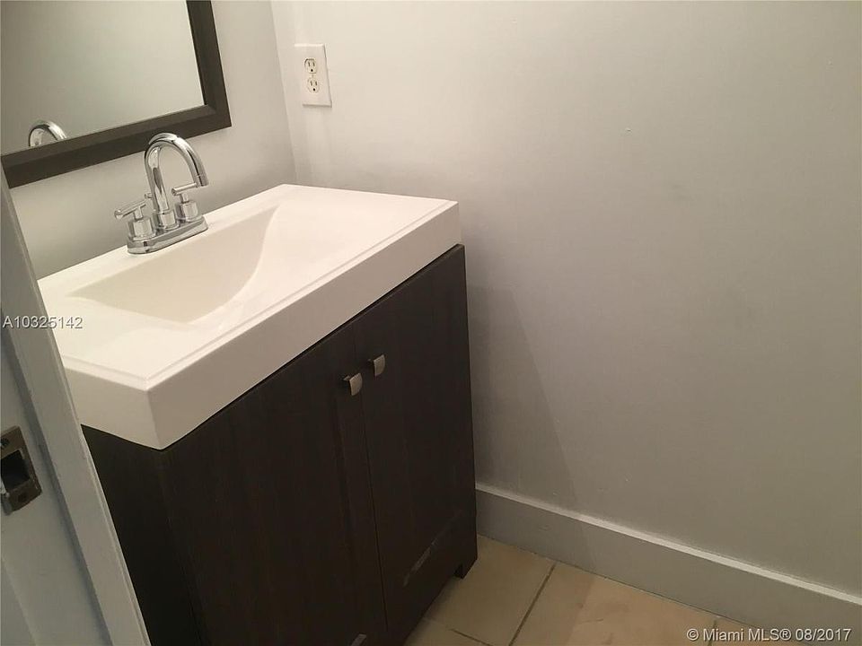 1st image of 10902 NW 83rd St APT 224