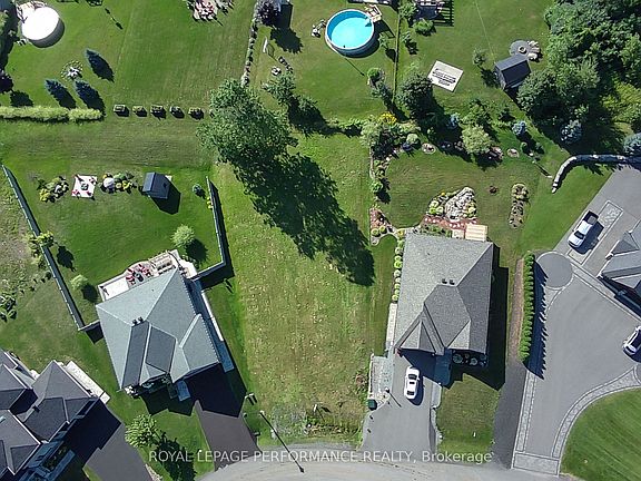 4th image of 13 Matthew Kieran Cres