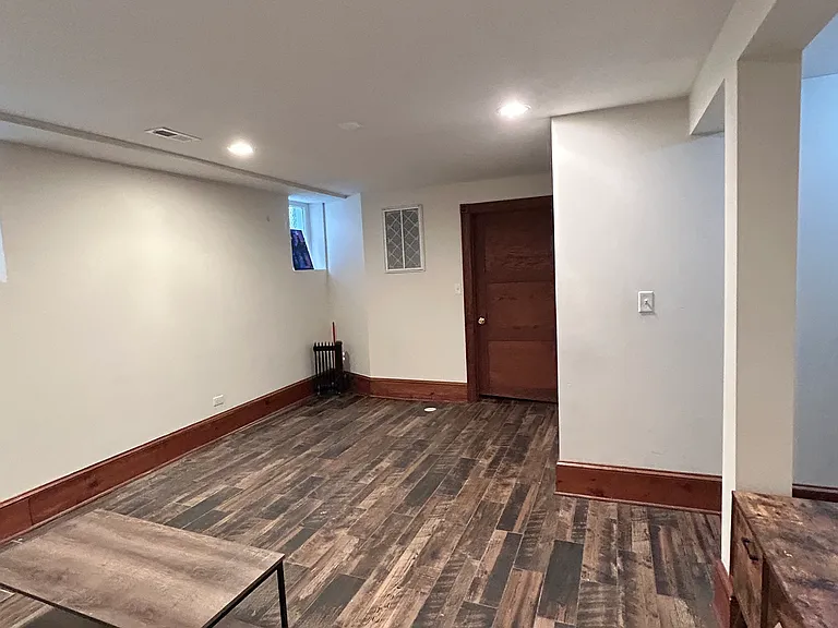 1920 Maple Ave #1 — Photo 6