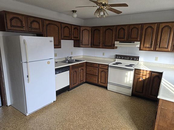 2nd image of 405A Church St