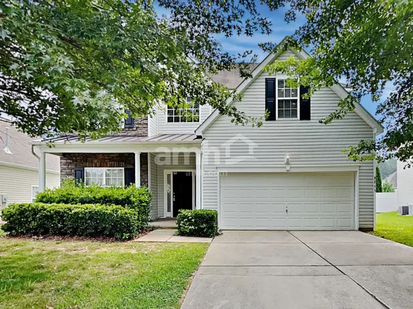 5711 Falkirk Ln, Matthews, NC 28104