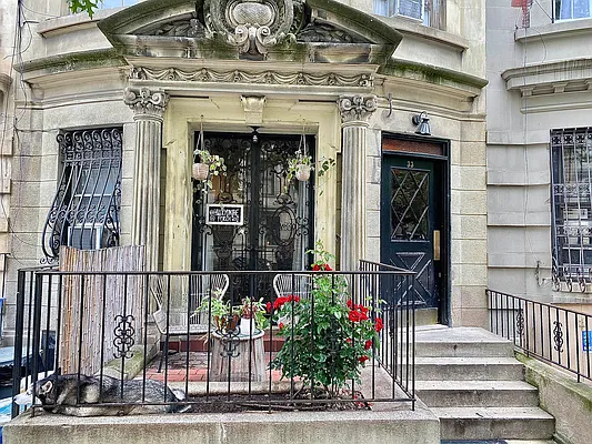 Rented by Oxford Property Group | media 5