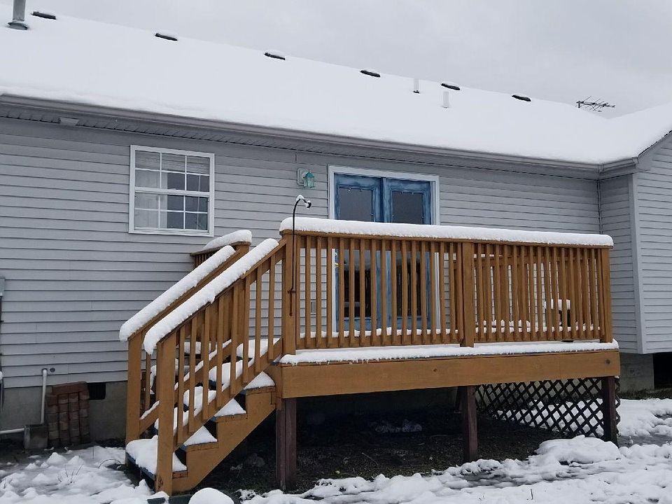 2nd image of 212 Dogwood Trl