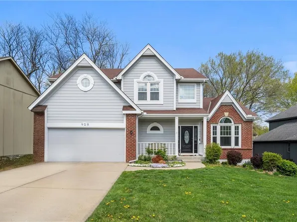 908 NE 101st Ter, Kansas City, MO 64155