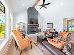 3539 Elizabeth St, Athens, TX 75752