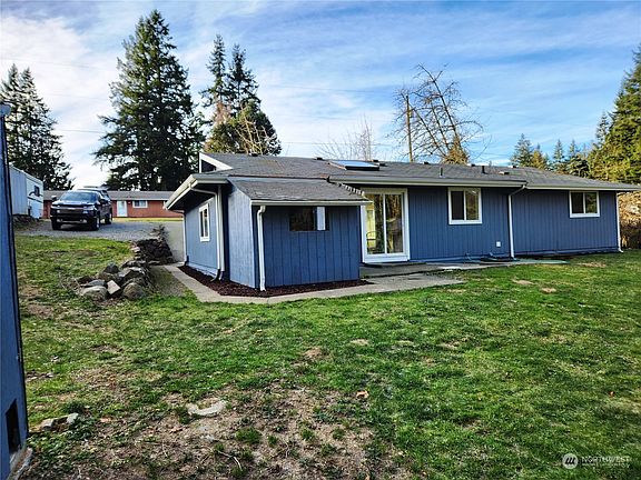 3rd image of 13815 36th Drive NW