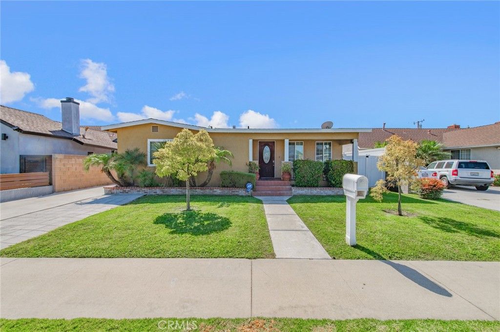 10530 Newville Ave, Downey, CA