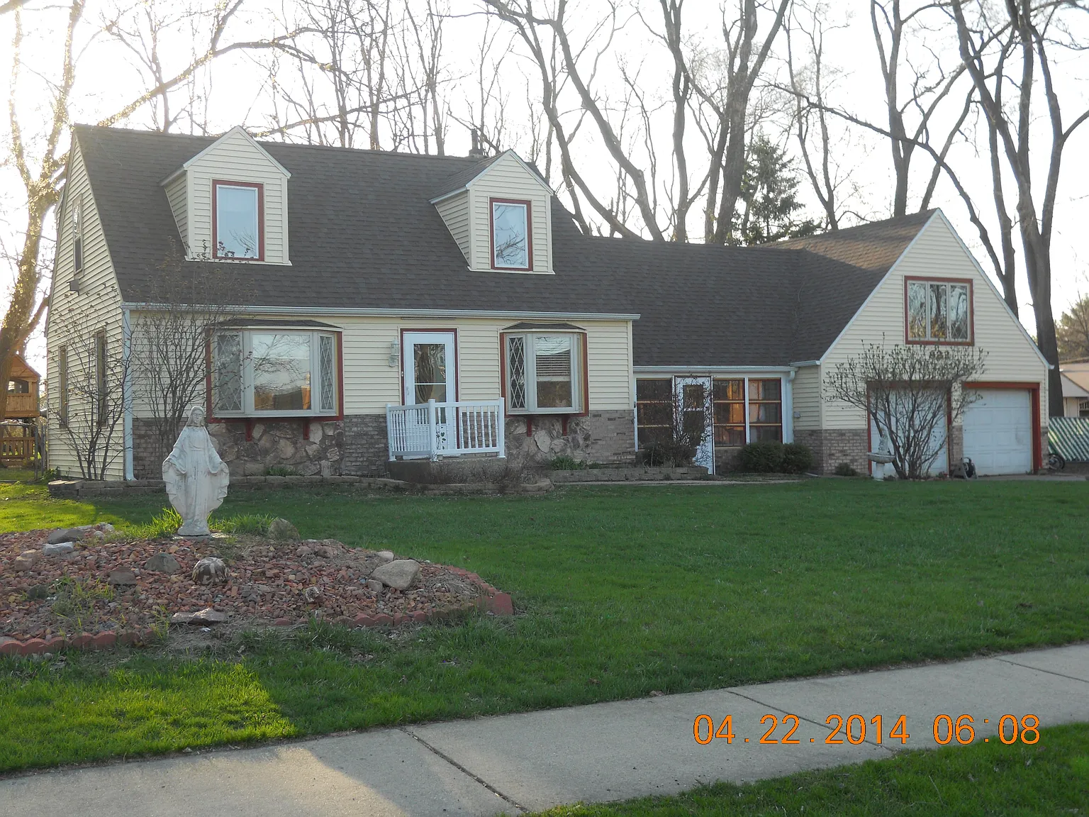 922 S Ellsworth Ave photo 1