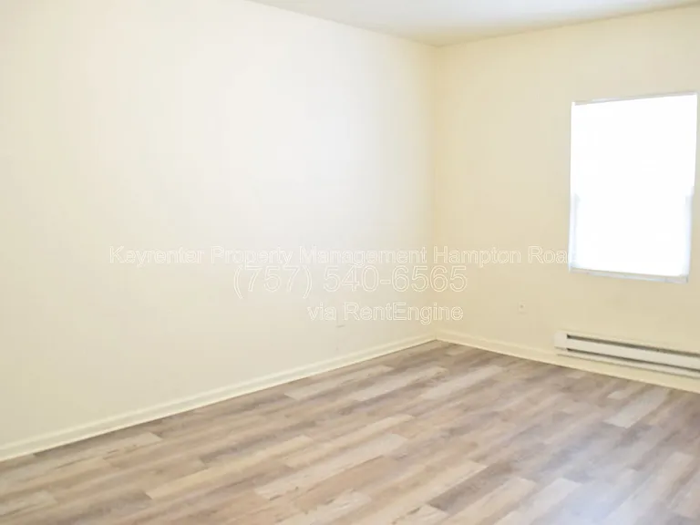 4670 Kincaid Ave #F — Photo 17