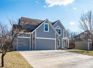 2517 SW Golden Eagle Rd, Lees Summit, MO 64082