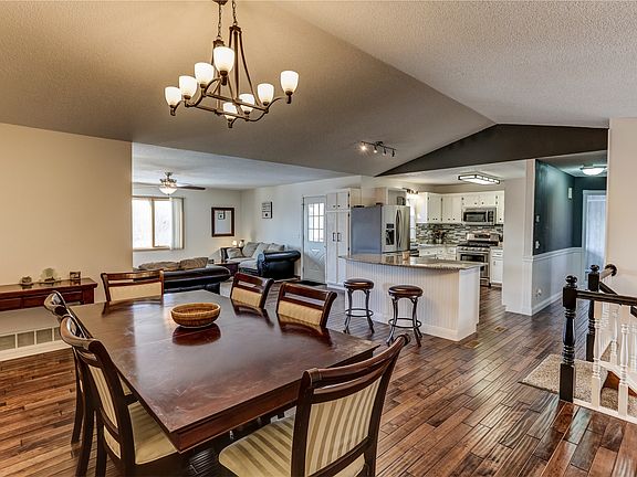 2nd image of 8480 Ibis Ct