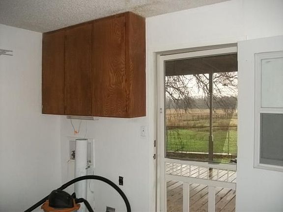 3rd image of 779 County Road 1596