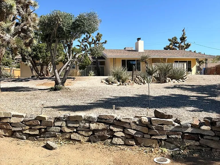 56615 Bonanza Dr — Photo 3