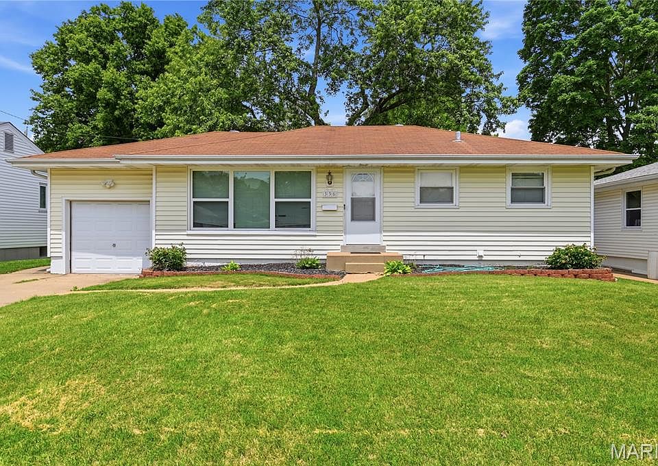 1st image of 335 Monterey Dr