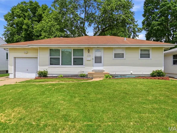 335 Monterey Dr, Florissant, MO 63031