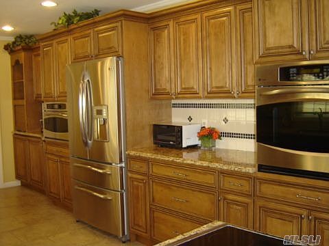 2nd image of 9 Olympia Ln