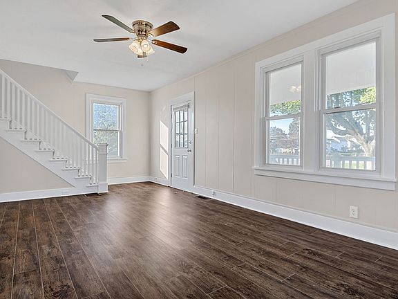 5th image of 206 Hershey Rd