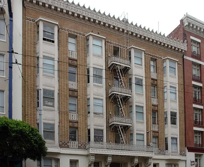 845 Sutter — Photo 1