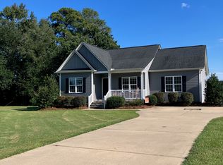 5002 Country Day Dr, Zebulon, NC 27597