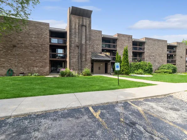 3609 North Tucker PLACE #301, Milwaukee, WI 53222