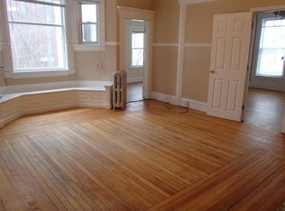 357 Merrimack St APT 1, Manchester, NH 03103
