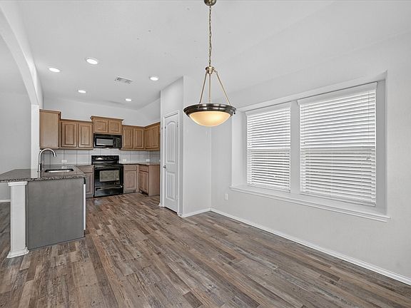 3rd image of 2120 Swenson Ranch Trl