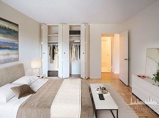221 E 94th St #5A, New York, NY 10128