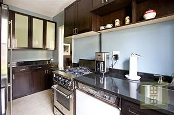 Sold by Douglas Elliman | media 7