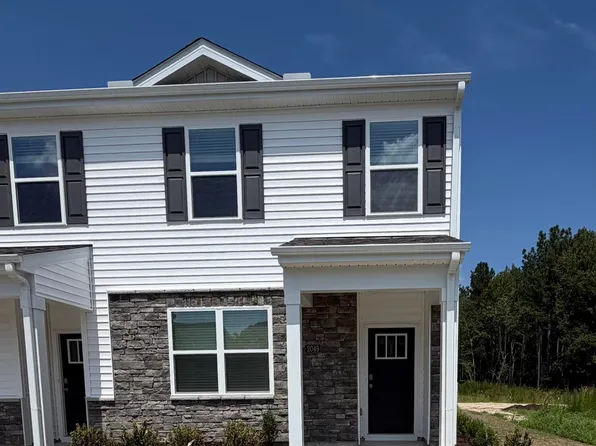 2049 Clock Rd, New Bern, NC 28562