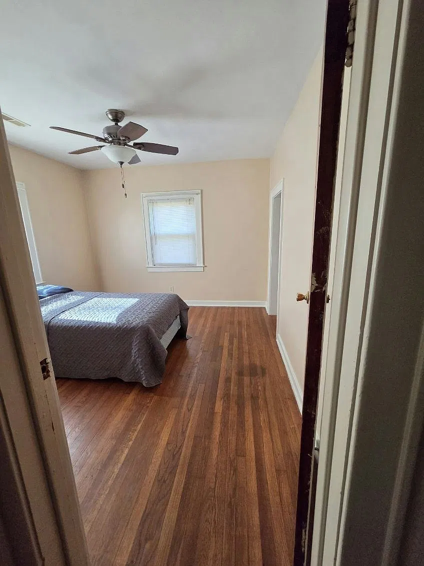 325 Lynn St — Photo 4