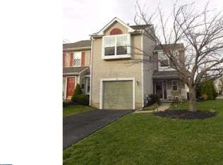 11 Ebony Ct, Newtown, PA 18940