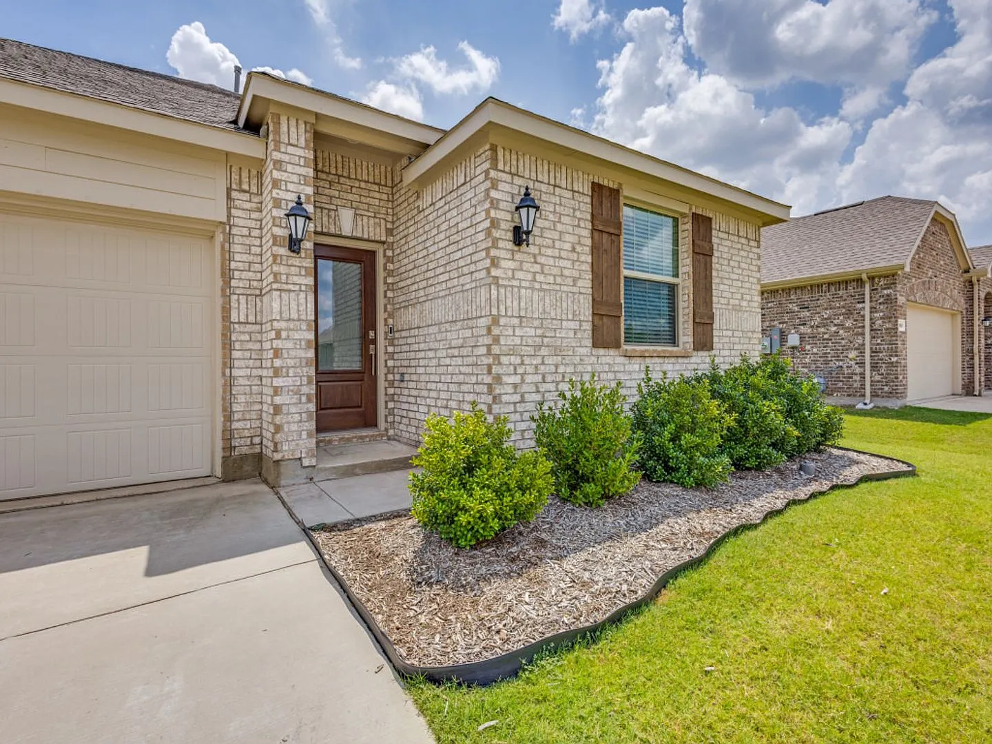 Gorgeous Single Family House for rent in Anna! — Photo 2