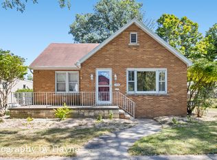 1396 S 6th Ave, Kankakee, IL 60901