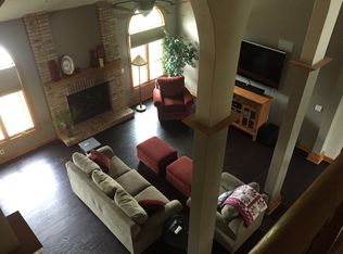 12275 Dunham Dr, Roscoe, IL 61073