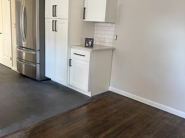 35-20 21st Avenue image 1 of 21