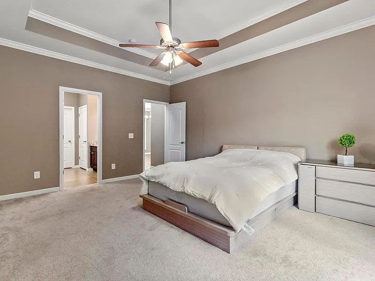 2243 Turnbury Ln — Photo 13