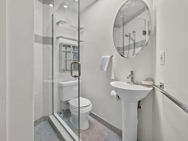3120 R St NW #207 — Photo 9