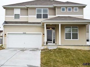 16140 Cary St, Omaha, NE 68136