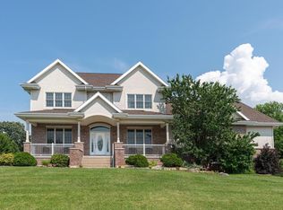 1321 Red Tail Dr, Verona, WI 53593