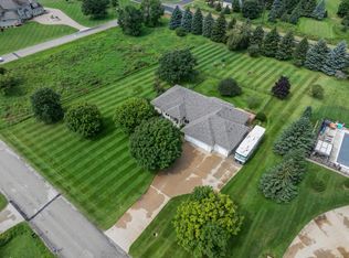 2631 Hawk Hill Ln SW, Rochester, MN 55902