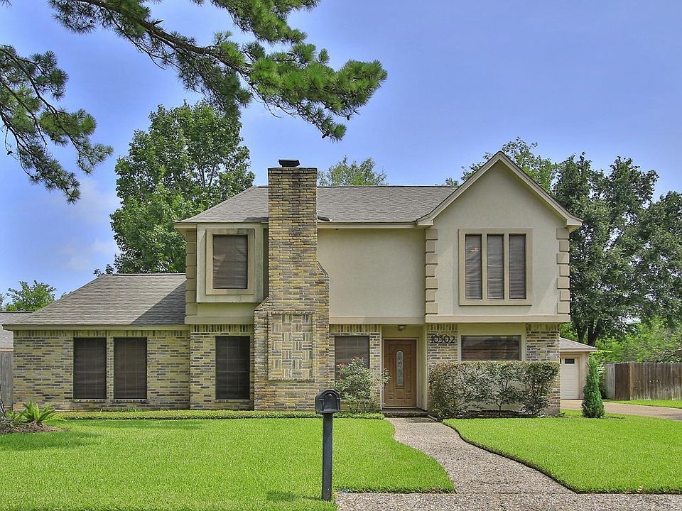 1st image of 10302 Great Plains Ln
