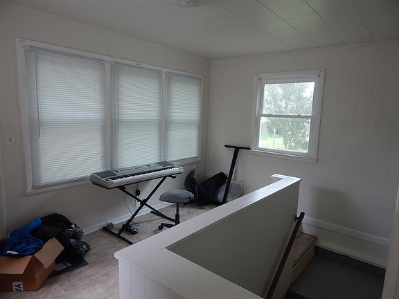 Back Mud Room and Unfinished Basement/Laundry Access