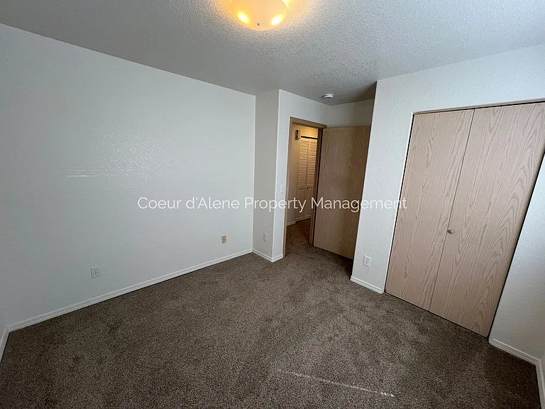 845 N Siony Ln — Photo 10
