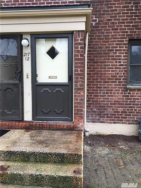 1st image of 21712 73rd Ave