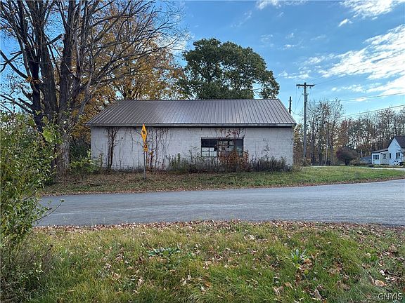 4th image of 291 Goodfellow Rd