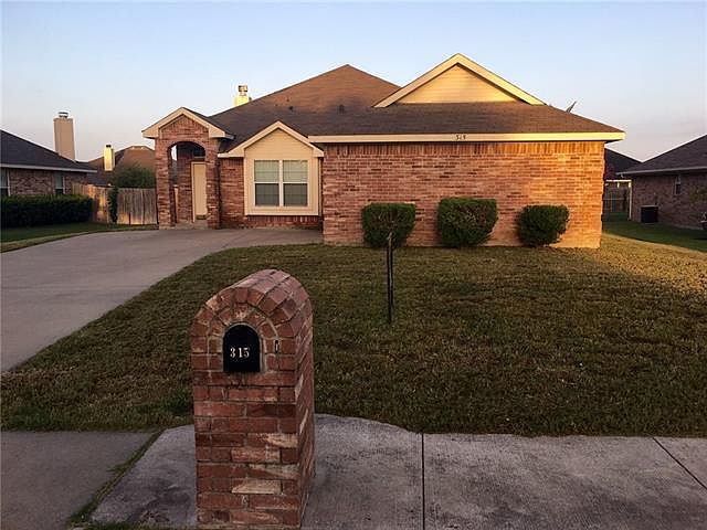 1st image of 315 River Oaks Blvd
