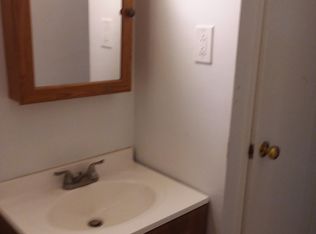 13025 Caves Rd, Chesterland, OH 44026