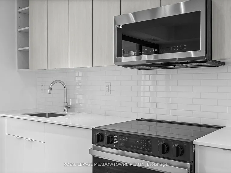 2075 Lakeshore Rd #902 — Photo 7