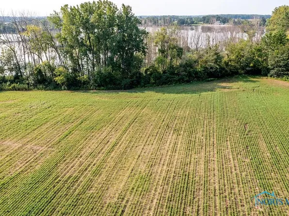 43 E Water St, Oak Harbor, OH 43449