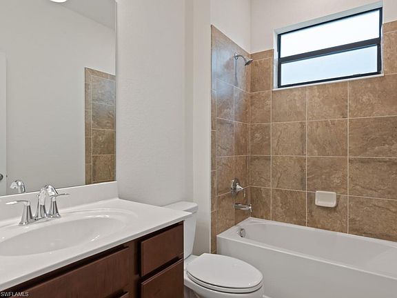 3rd image of 9363 Foxglove Ln